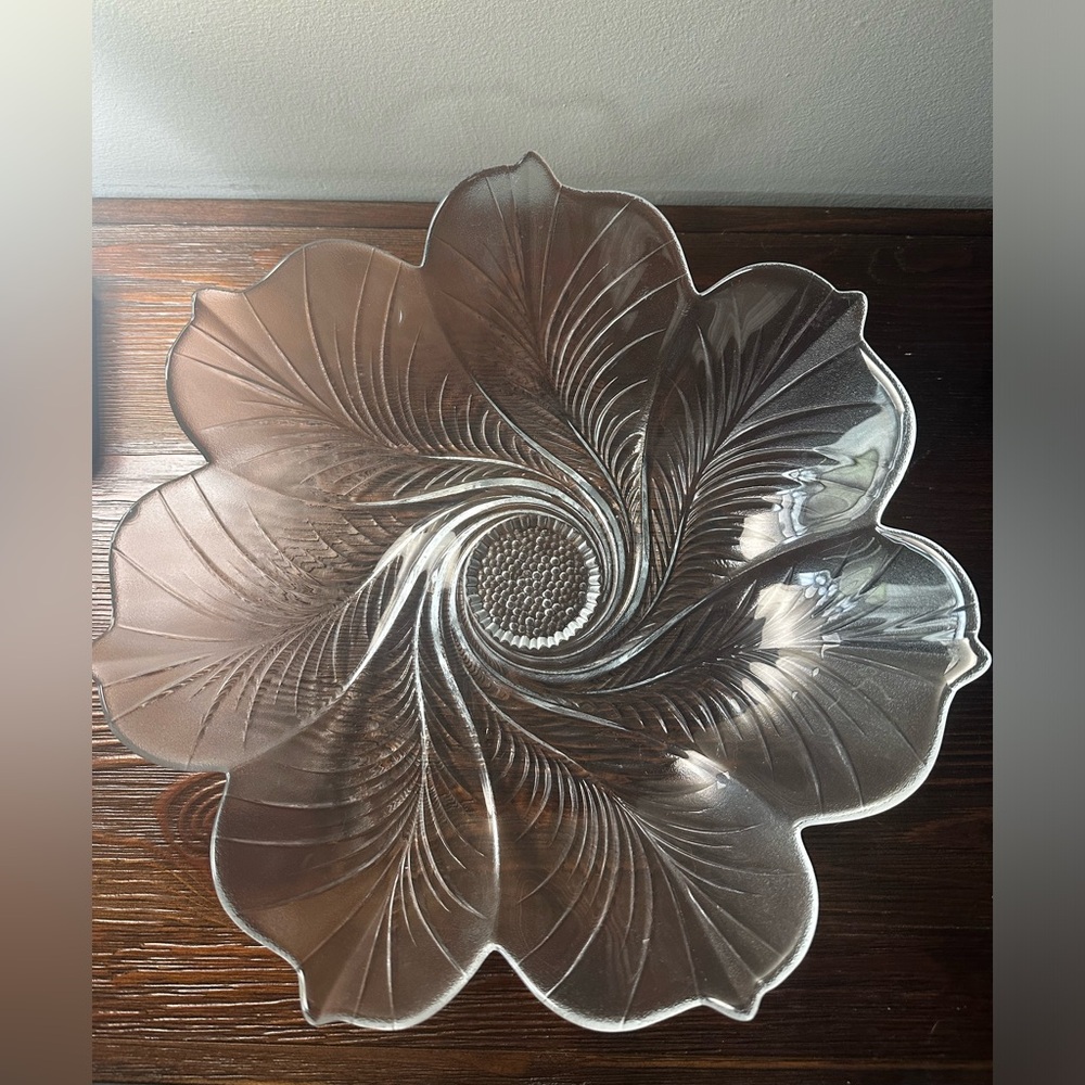 Vintage Cristal D'arques-Durand Chinon 24% Lead Crystal 12" Flower Salad Bowl